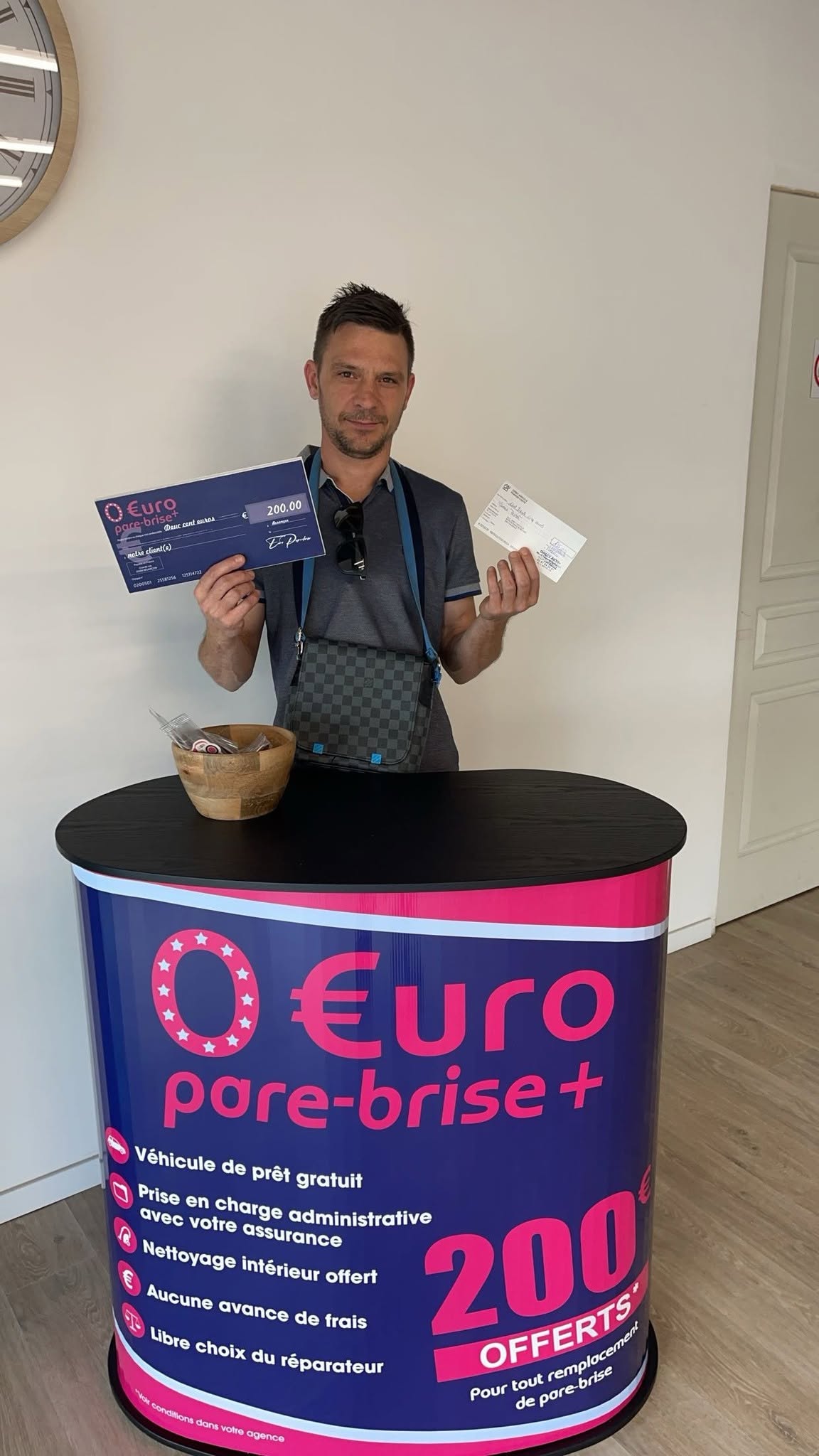 Offre spéciale EURO PARE BRISE+ Suivre le centre de Compiègne :