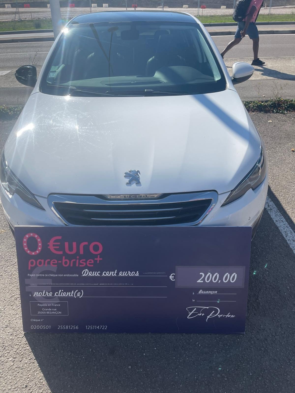 Offre spéciale EURO PARE BRISE+ Suivre le centre de Carcassonne :
