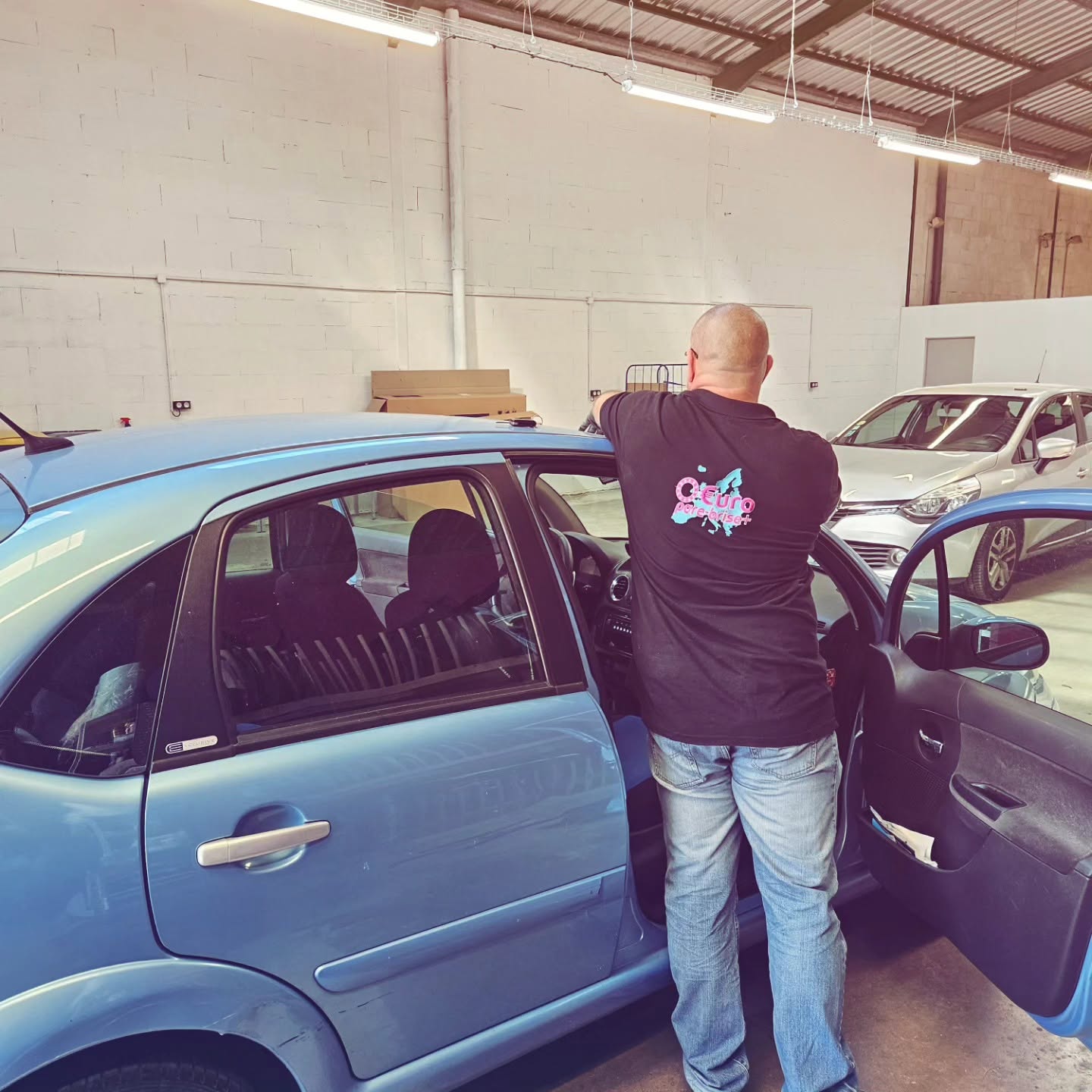Offre spéciale EURO PARE BRISE+ Suivre le centre de Tours :